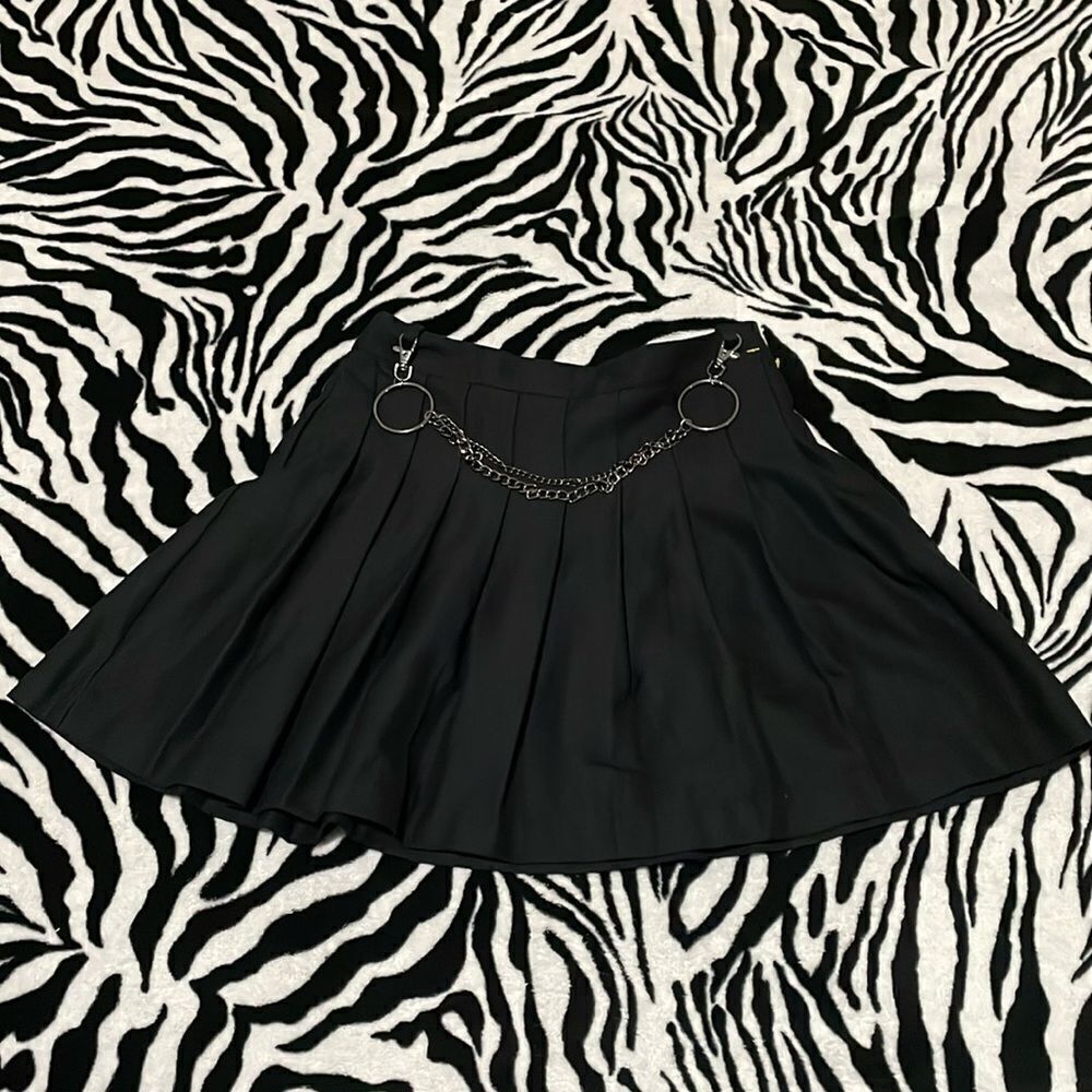 Urban outfitters UO grunge punk emo black chain pleated Stella mini skirt size S